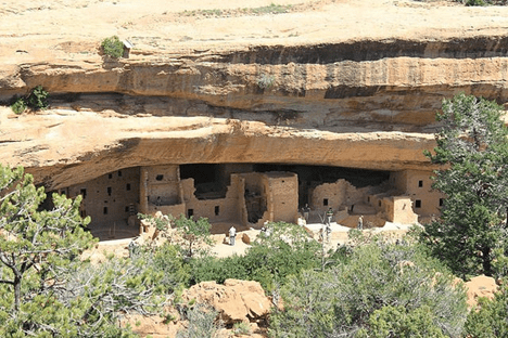Mesa Verde Native American cave dwellings